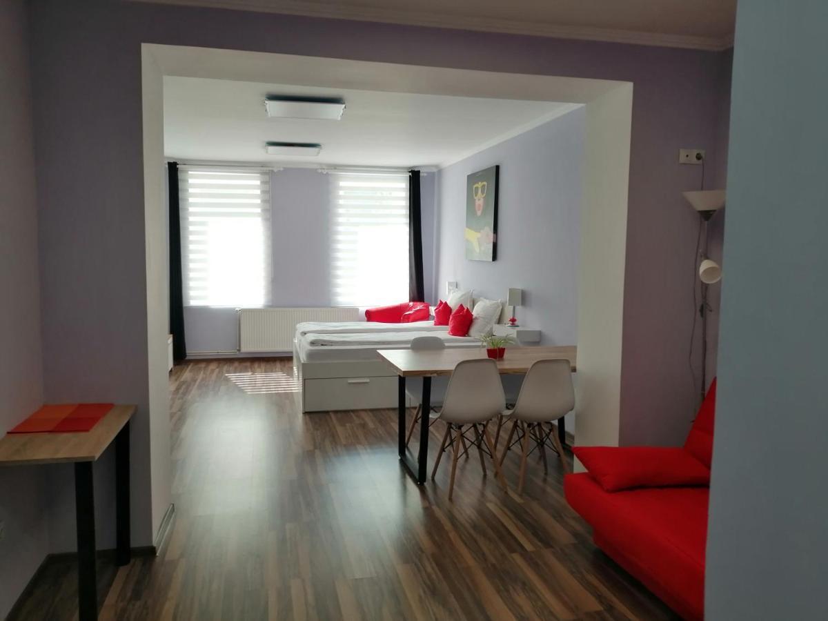 Appartement Violet House à Turda Extérieur photo