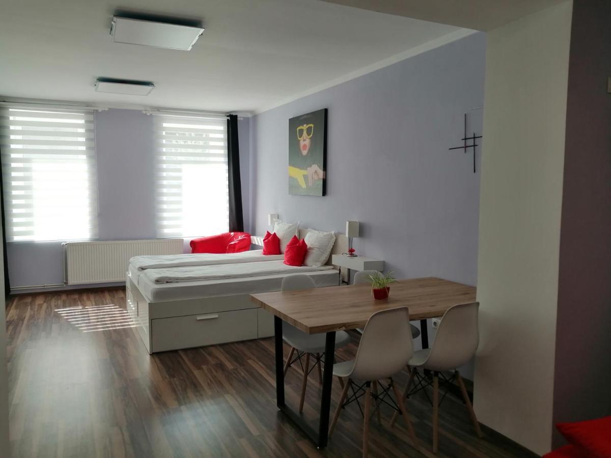 Appartement Violet House à Turda Extérieur photo