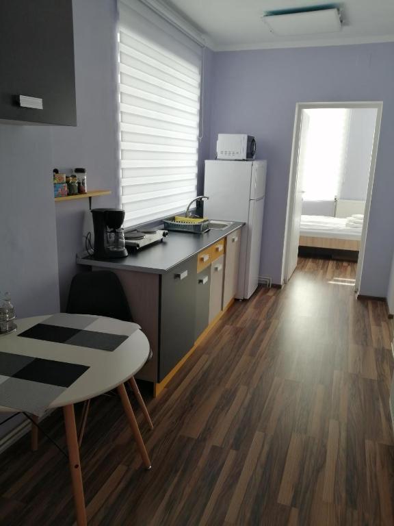 Appartement Violet House à Turda Extérieur photo